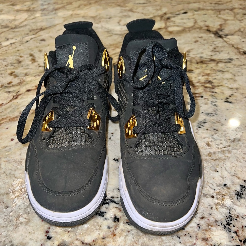 Boys Sneakers size 6